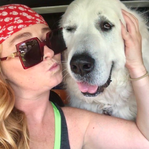 Meet your Posher, Katey - Picture 1 of 1